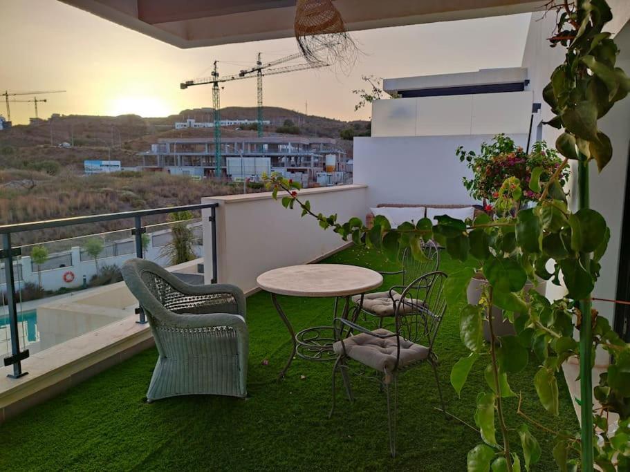 Atico Con Piscina, Golf, Vistas Al Mar Apartment Torre de Benagalbon Exterior photo